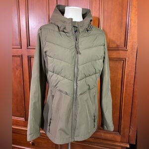 Tommy Hilfiger Women’s Army Green Jacket Multi Texture Insulated And Softshell M